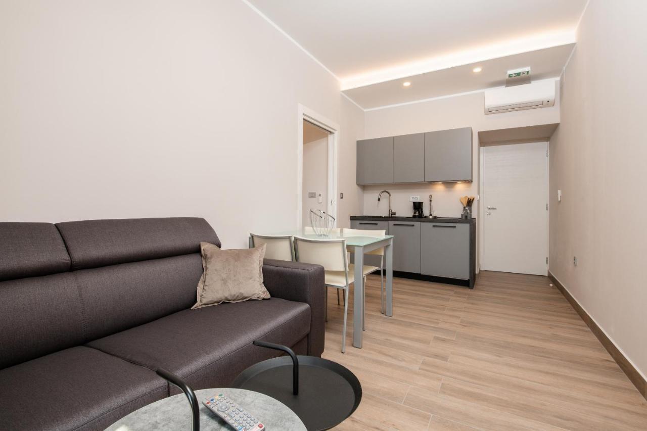 Deluxe Apartments & Rooms Revis ริเยกา ภายนอก รูปภาพ