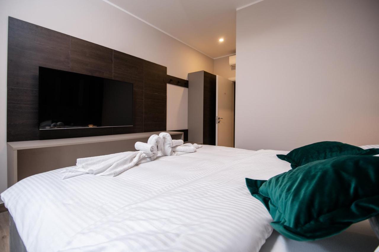 Deluxe Apartments & Rooms Revis ริเยกา ภายนอก รูปภาพ