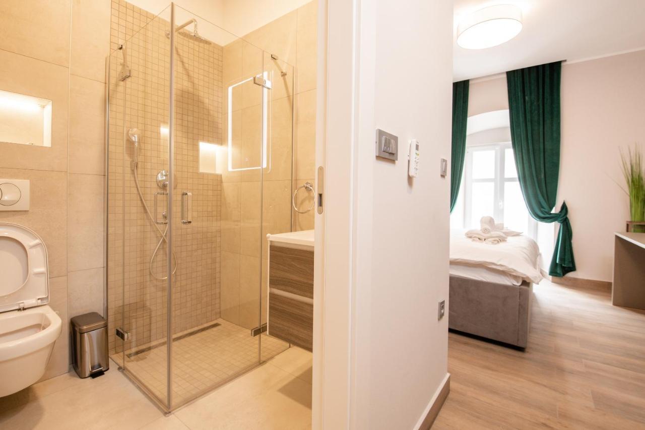 Deluxe Apartments & Rooms Revis ริเยกา ภายนอก รูปภาพ