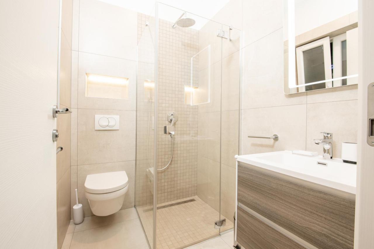 Deluxe Apartments & Rooms Revis ริเยกา ภายนอก รูปภาพ