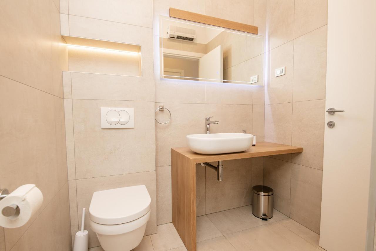 Deluxe Apartments & Rooms Revis ริเยกา ภายนอก รูปภาพ